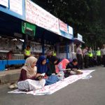 http://www.bantenhariini.id/wp-content/uploads/2018/05/Aksi-Solidaritas-Korban-Represif-HMI-MPO-Serang-Buka-Posko-Hingga-Tadarusan_foto-bantenhariini_aep.jpeg