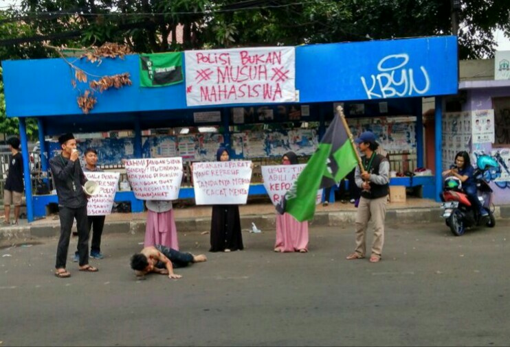 http://www.bantenhariini.id/wp-content/uploads/2018/05/HMI-MPO-Serang-Gelar-Aksi-Solidaritas-untuk-Korban-Mahasiswa-di-Jakarta_Foto-by.Feby_Aep-BHI_1.jpg