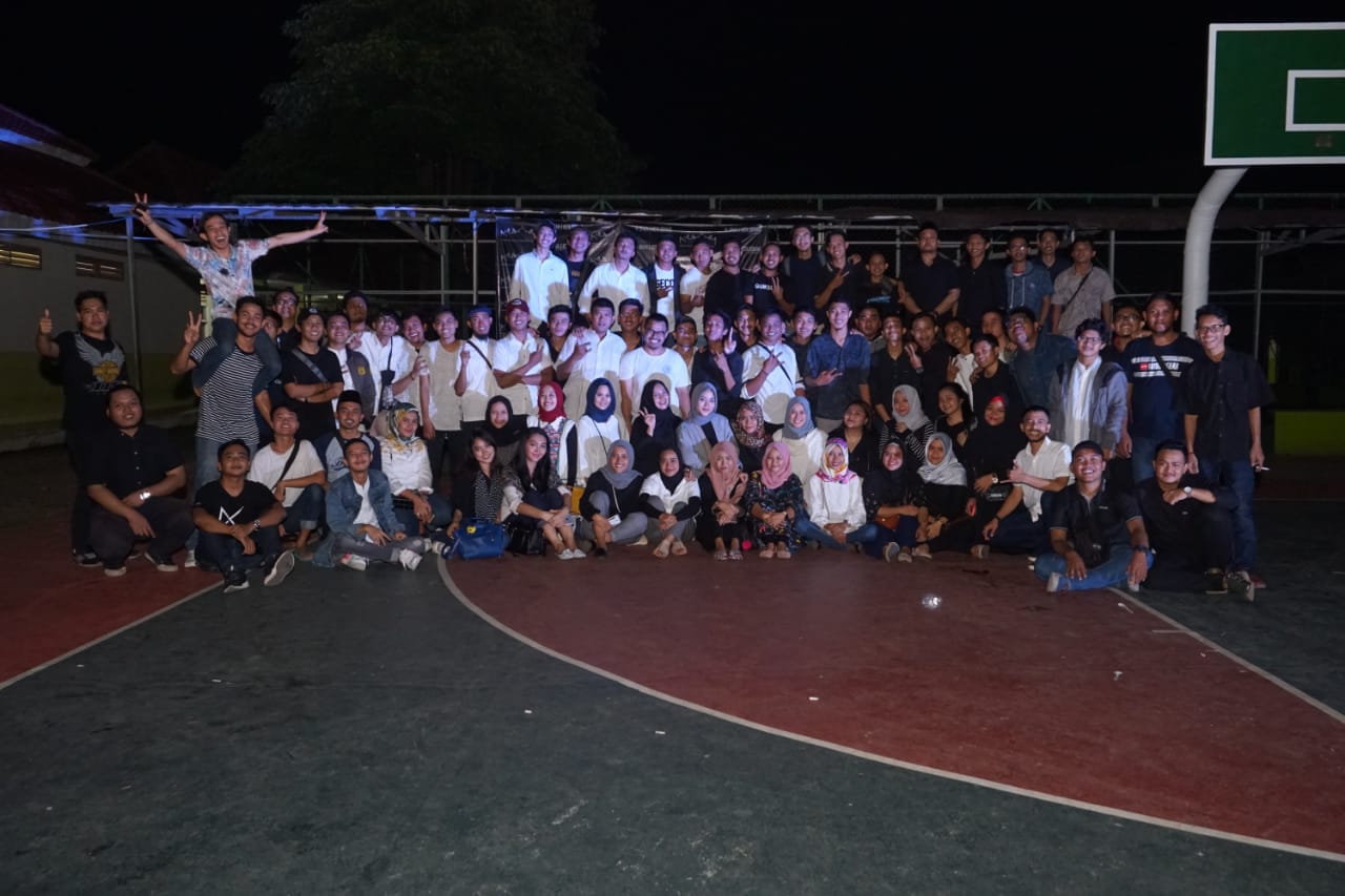 http://www.bantenhariini.id/wp-content/uploads/2018/06/Alumni-SMAN-3-Kota-Serang-Gelar-Bukber-dan-Santunan_foto-bantenhariini_aep-BHI.jpeg