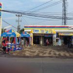 Diduga Minimarket Ilegal, Warga Bojonegara Minta Ketegasan Pemkab Serang_Foto Bantenhariini.Aep.BHI