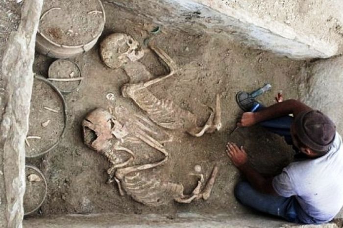 Benarkah Ada Penemuan Kerangka Pasangan Prasejarah ‘Romeo dan Juliet’ Simak Penjelasannya_foto Bantenhariini.Bhi