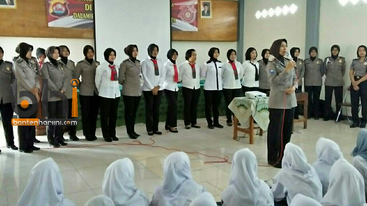 Sambut Hut ke 70 Polwan, Polres Serang Kota Sosialisasikan Bahaya Narkoba