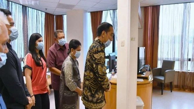 Jokowi: Kondisi Kesehatan Bu Ani Yudhoyono Membaik