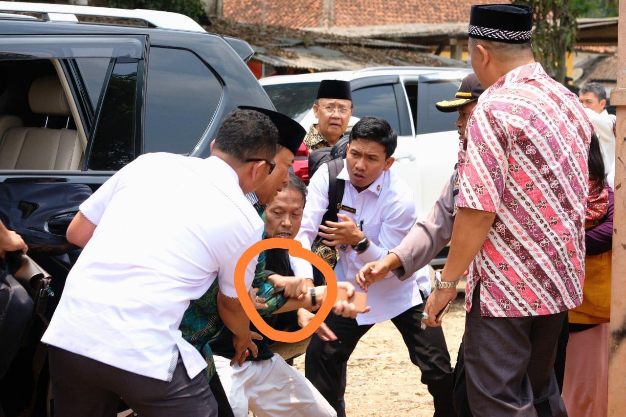 Video Penusukan Terhadap Menko  Polhukam di Pandeglang