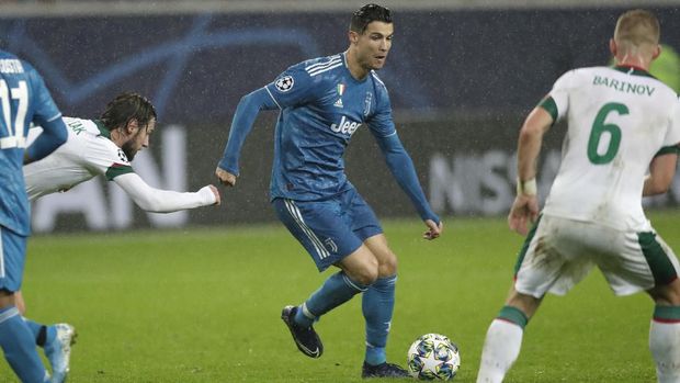 Cristiano Ronaldo baru mencetak satu gol di Liga Champions. (Foto: AP Photo/Pavel Golovkin)