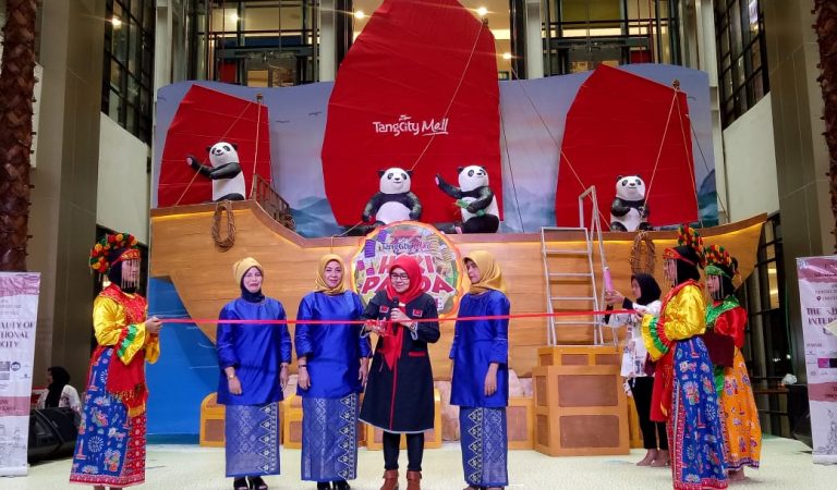 Fashion Show SMKN 3 Kota Tangerang Meriah