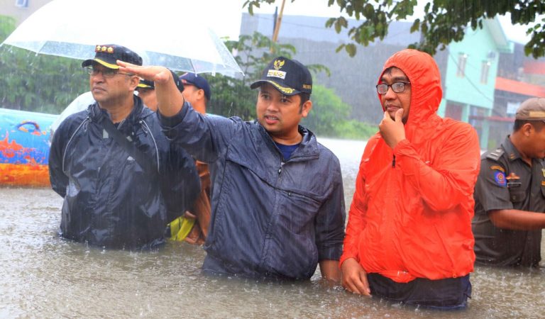 Pemkot Tangerang Siagakan Petugas di Lokasi Banjir