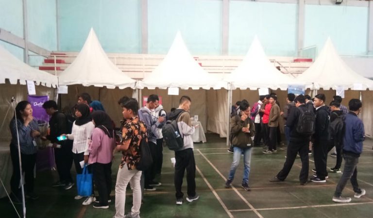 Peserta Job Fair Terbantu dengan Aplikasi Tangerang Live