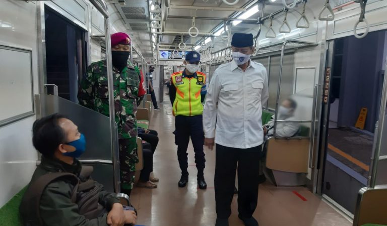 Wahidin Halim Lakukan Check Point di KRL dan  Ruas Jalan Tangerang Raya