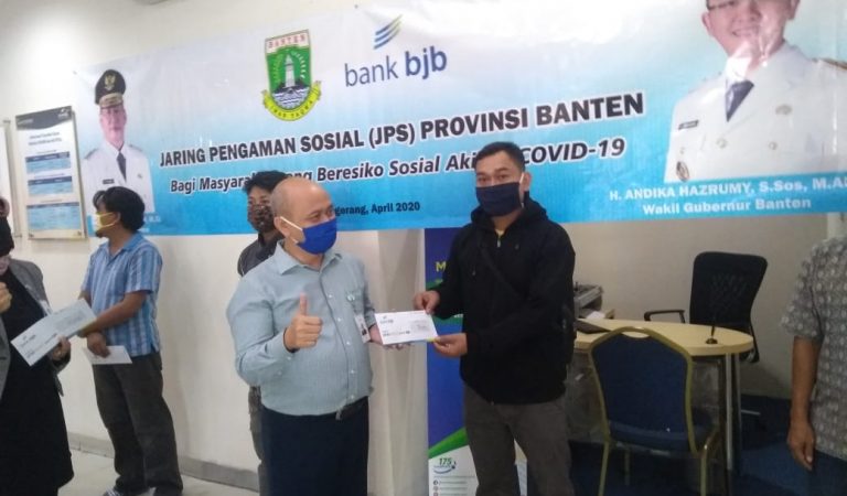 Bantuan JPS Mulai Disalurkan, Wahidin Halim : Upaya Bantu Penuhi Kebutuhan Selama Ramadhan