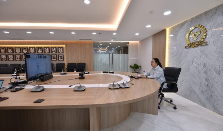 Ketua DPR RI : Perempuan Berperan Besar Atasi Pandemi Corona
