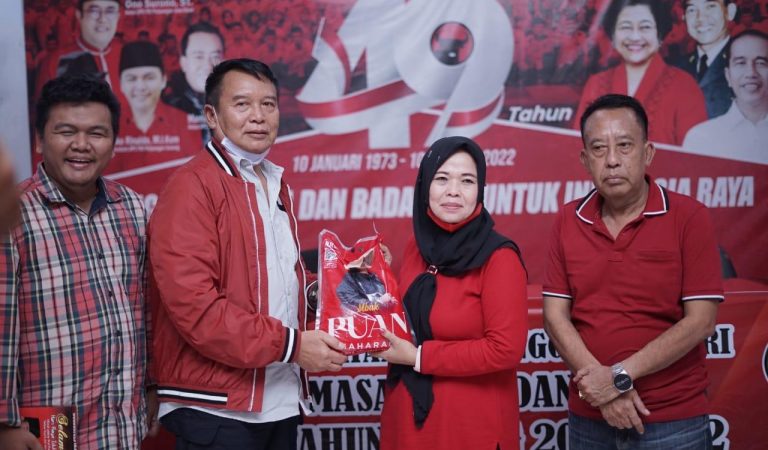 Jaring Aspirasi, TB Hasanuddin Berikan “Katineung” kepada Warga Kabupaten Majalengka