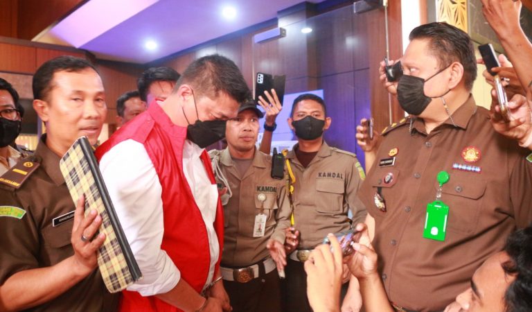 Kejati Banten Tersangka Tetapkan 2 Tersangka Kasus Kredit Macet Bank Banten