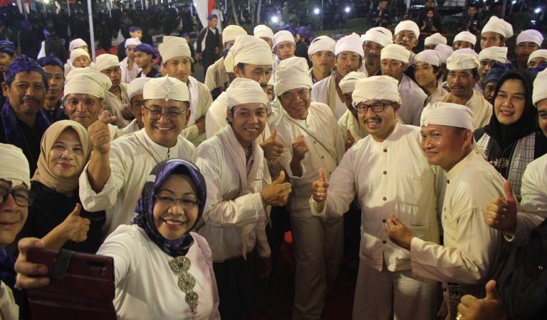 AlMuktabar dan Forkominda Kompak Sambut Seba Baduy Di Gedung Negara Banten