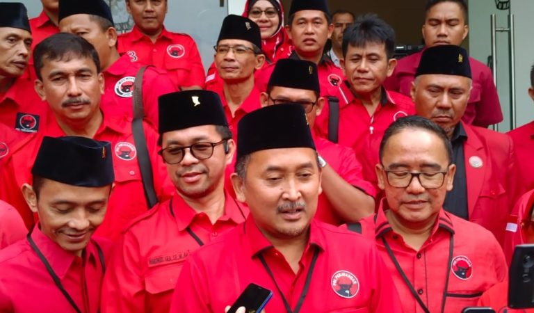 PDI Perjuangan Banten Daftarkan 100 Caleg