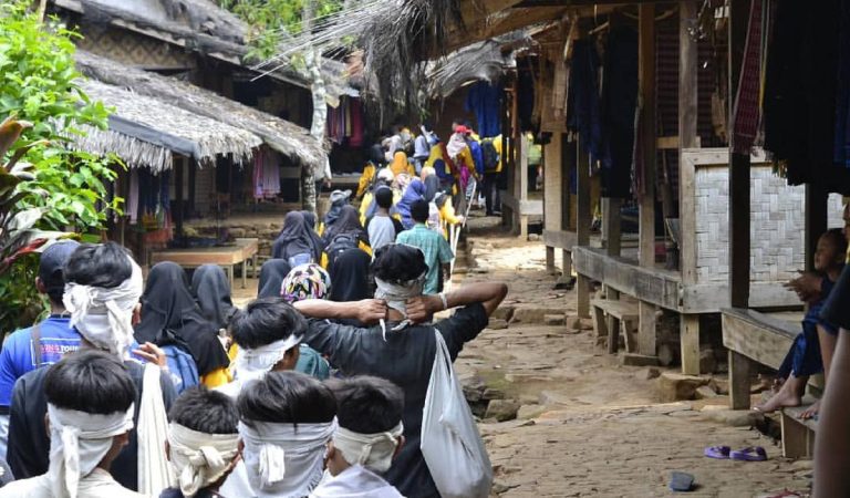 Tetua Adat Minta Sinyal Internet Dihapus di Wilayah Baduy