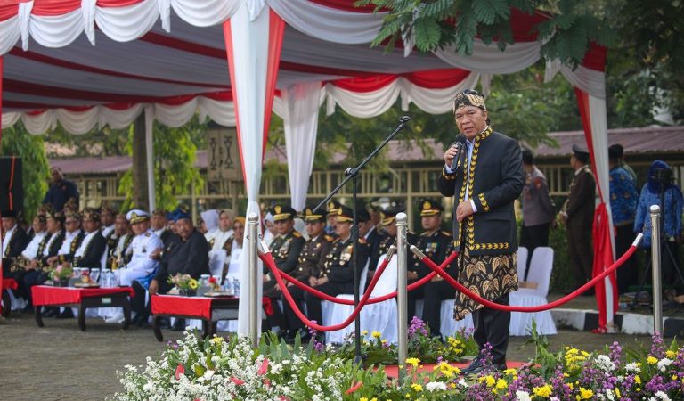 Peringati Hari Lahir Pancasila, PJ Gubernur Al Muktabar : Pancasila Telah Teruji Kokoh dan Relevan Dalam Tatanan Kehidupan