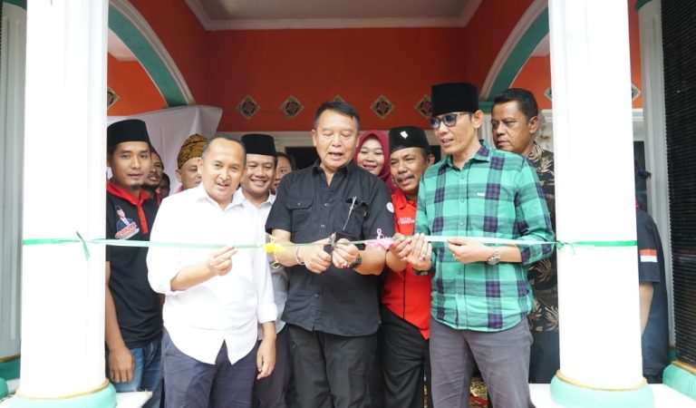 Dukung Ganjar di PANDEGLANG, JURAGAN Luncurkan Pasar Mang Uban