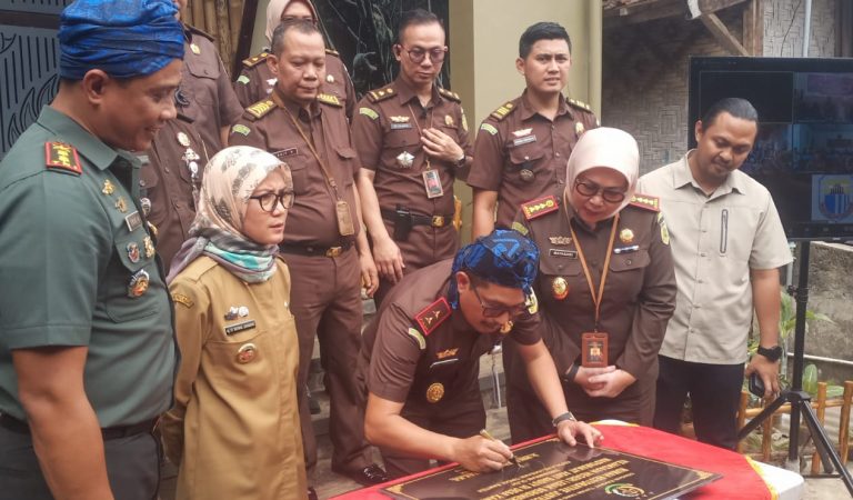 Rumah Restorative Justice Berdiri, Masyarakat Kasepuhan Sudah Tak Takut Penegak Hukum