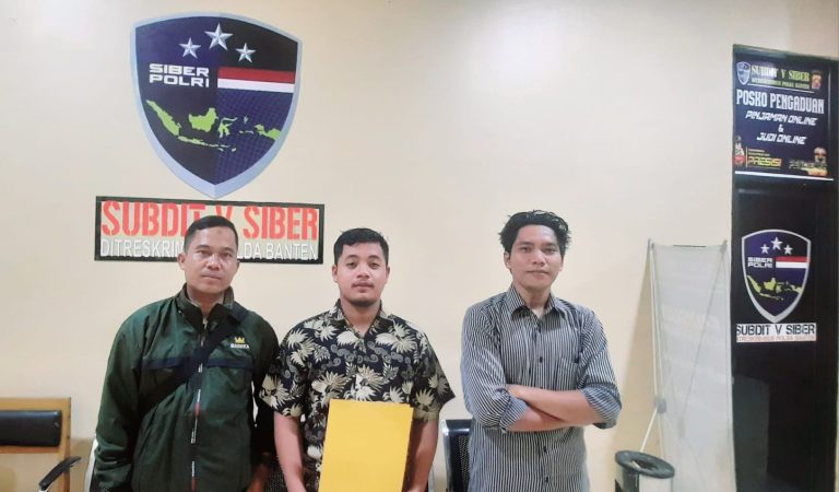 Komunitas Banten Law Society Melaporkan Dugaan Ujaran Kebencian terhadap Presiden Joko Widodo ke Polda Banten