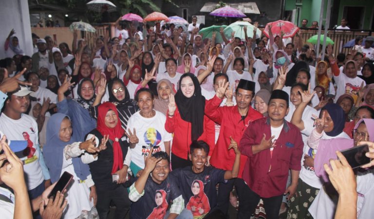 HUT PDI Perjuangan ke 51, Teh Sarifah Rayakan Bersama Warga Kabupaten Serang