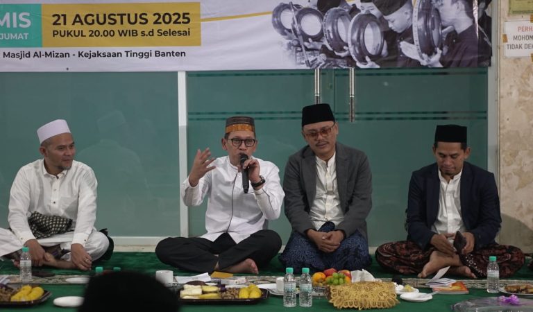 Hadroh, Tawassul, dan Marhaba Ramaikan Jelang Hari Lahir Kejaksaan, Kejati Banten Angkat Budaya Asli Banten