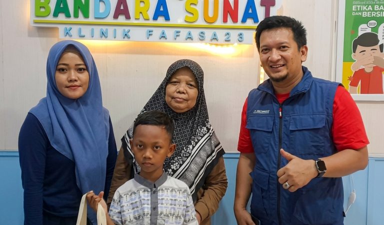 Tebar Manfaat, Klinik FaFasa23 Gelar Bakti Sosial Untuk Masyarakat Cilegon