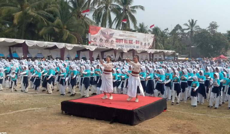 4.000 Warga Ramaikan Festival Gabrugan Padarincang‎‎