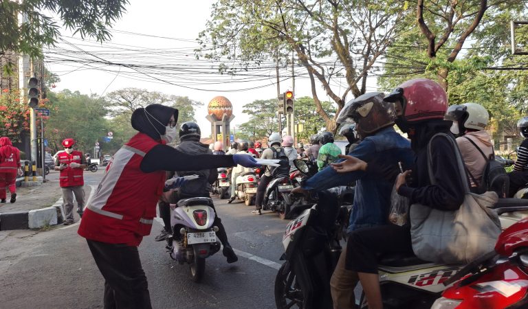 Tanggap Erupsi Gunung Anak Krakatau, PMI Banten Distribusikan Lebih dari 100 Ribu Masker