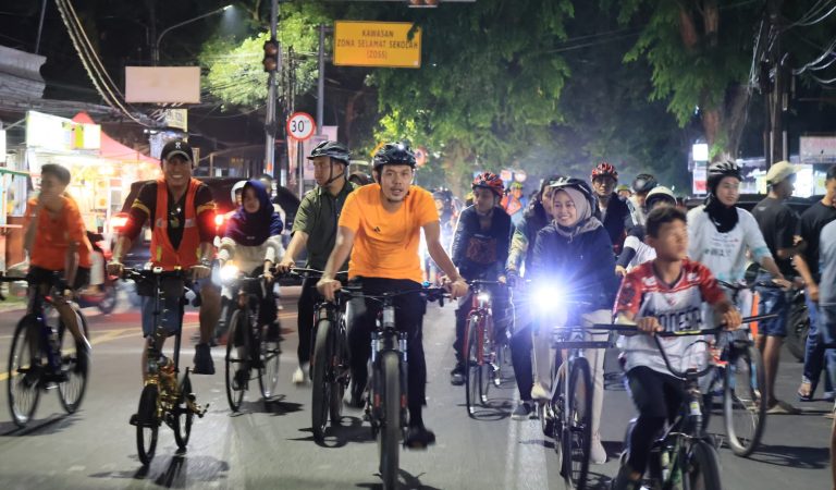 Nur Agis Bersepeda Bareng Ribuan Pesepeda, Dorong Kota Serang Miliki Jalur Sepeda