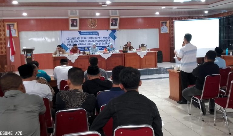 Disnakertrans Kab Serang Sosialisasikan Perbup Tentang Perlindungan PMI, Cegah Penyaluran Ilegal