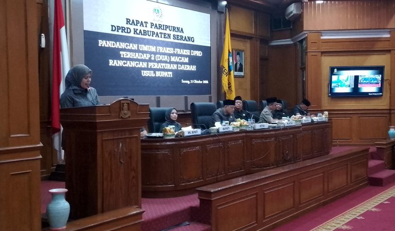 Tujuh Fraksi DPRD Kabupaten Serang Beri Catatan Penting Atas Dua Raperda Usulan Bupati